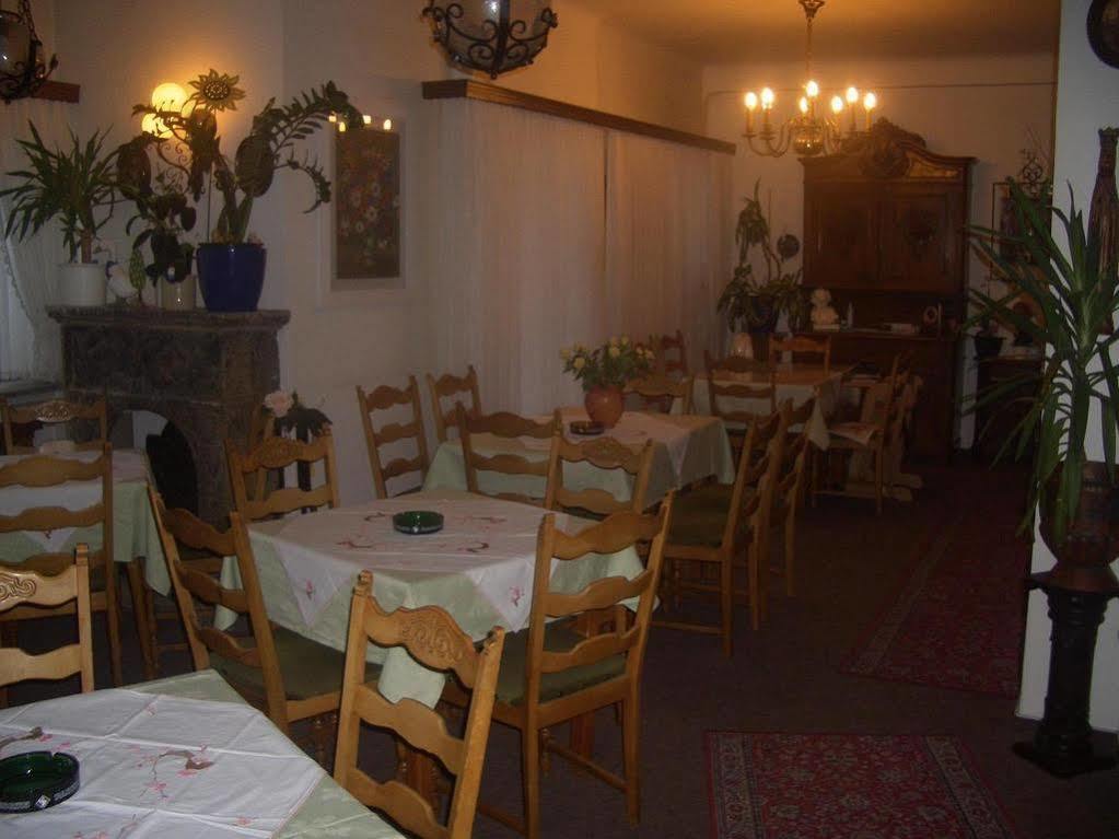 Hotel Adam Saarbrücken Zewnętrze zdjęcie