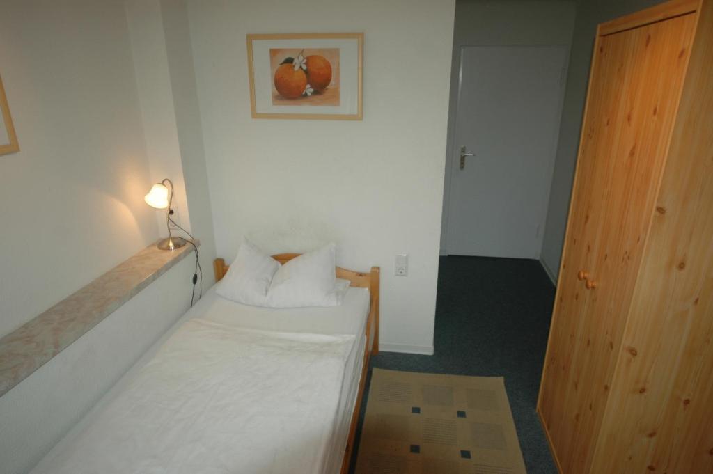 Hotel Adam Saarbrücken Pokój zdjęcie